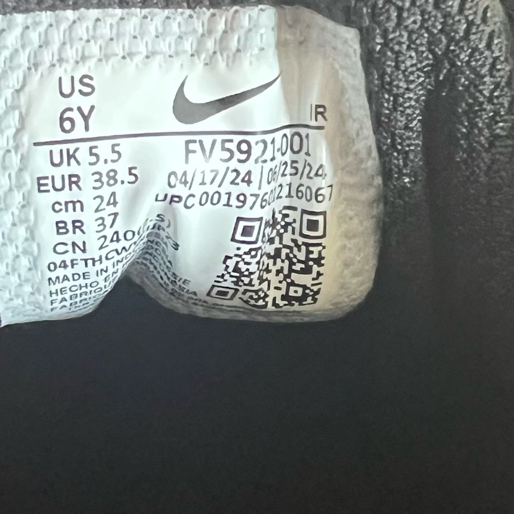 Nike Air Max Plus Drift Grade School Boys' "Anthracite/Monarch/Black/Viotech" - Picture 8 of 9